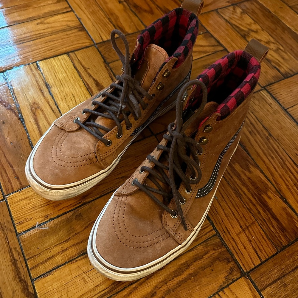 Vans Sk-8 MTE Sneakers - Red/Black Plaid - Men’s size 11.5